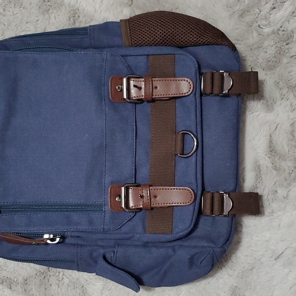 Blue padded backpack - Picture 3 of 9